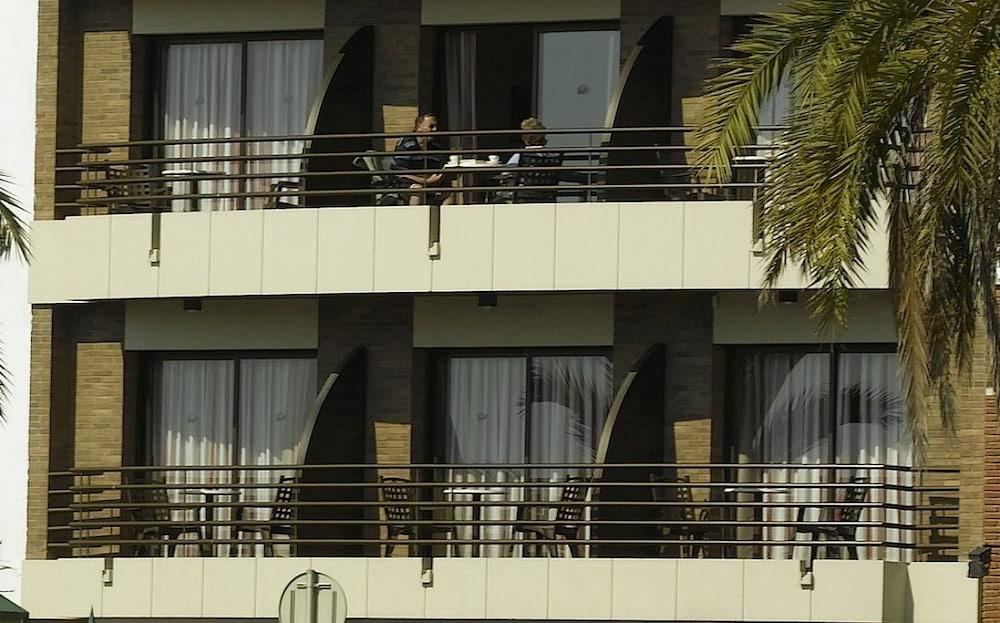 Almirall Apartaments Lloret de Mar Exterior foto