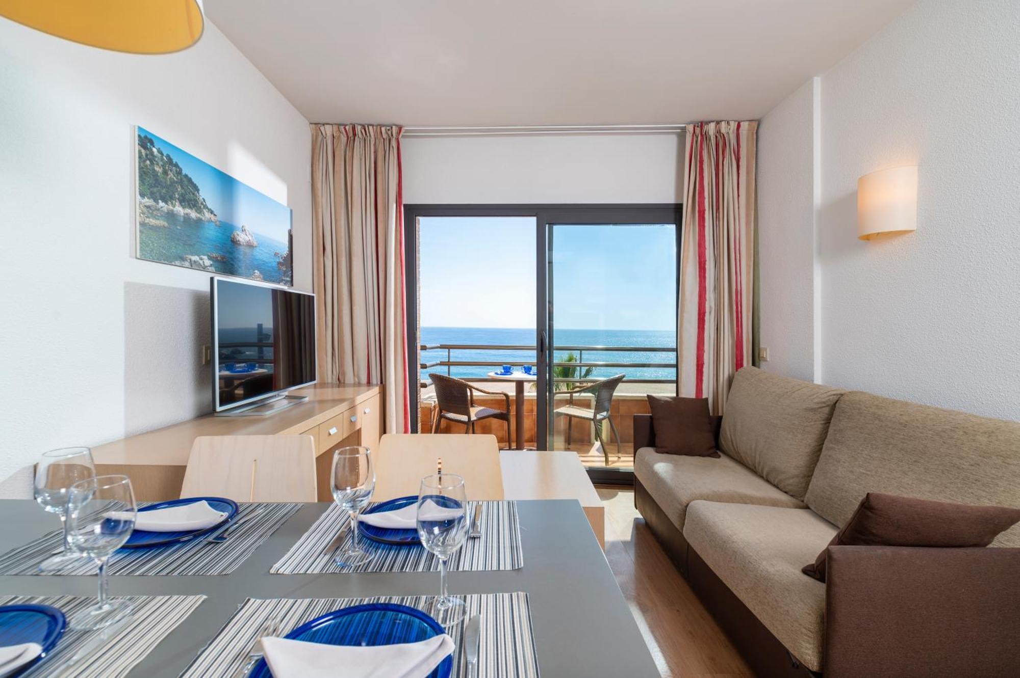 Almirall Apartaments Lloret de Mar Exterior foto