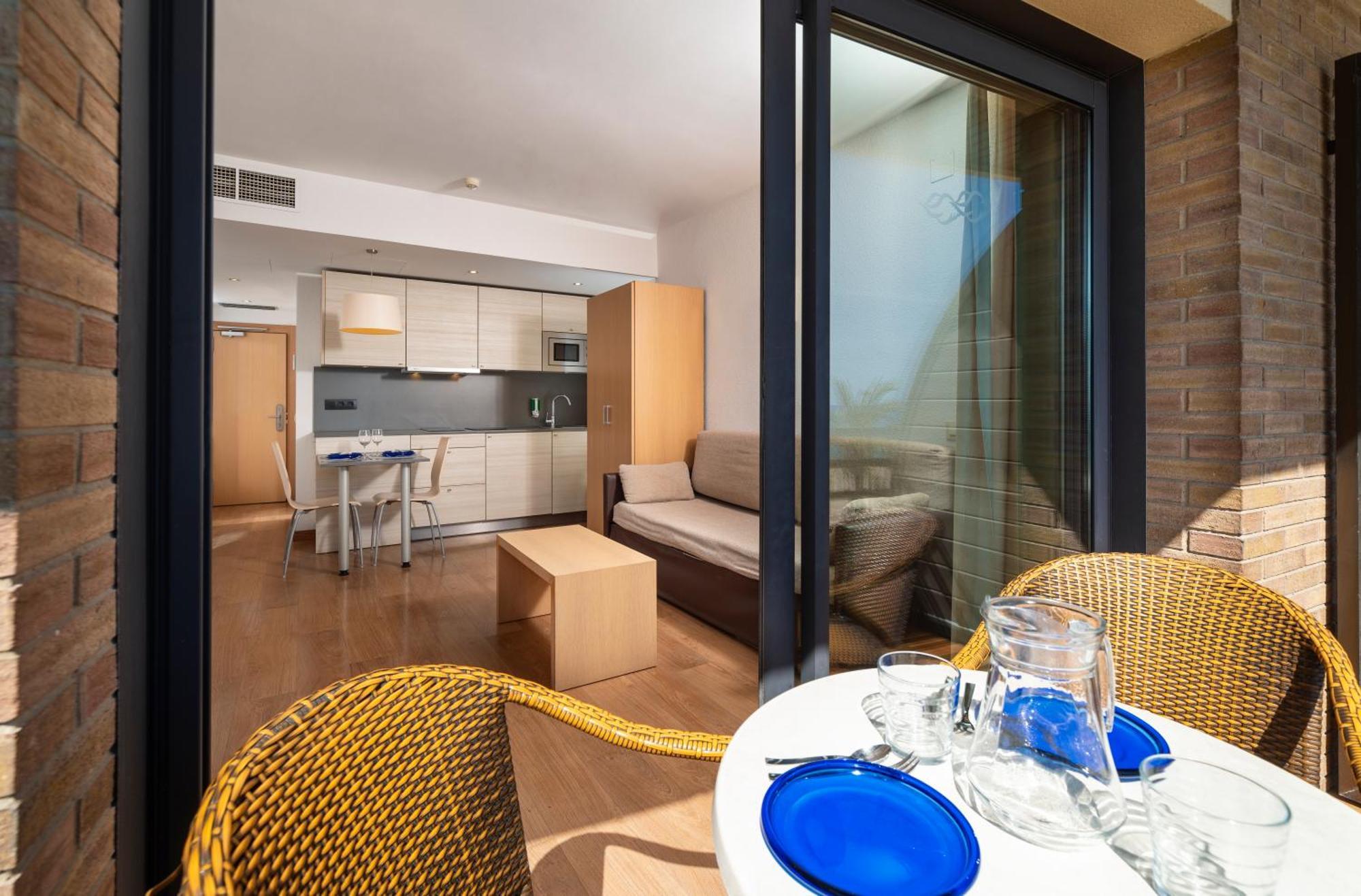 Almirall Apartaments Lloret de Mar Exterior foto