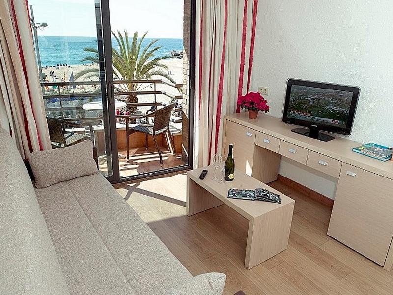 Almirall Apartaments Lloret de Mar Exterior foto