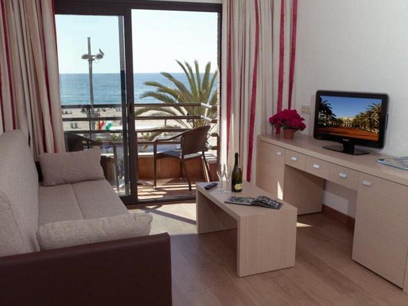 Almirall Apartaments Lloret de Mar Exterior foto